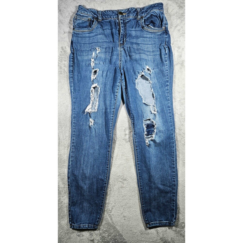 Fashion Nova Distressed Junior's Skinny Jeans Size 30' In. Blue Stretch Denim